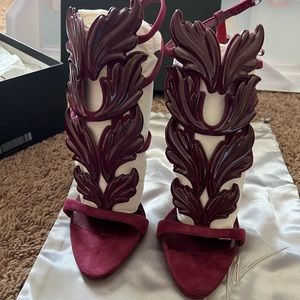 giuseppe zanotti coline 110 wings suede sandal size 41